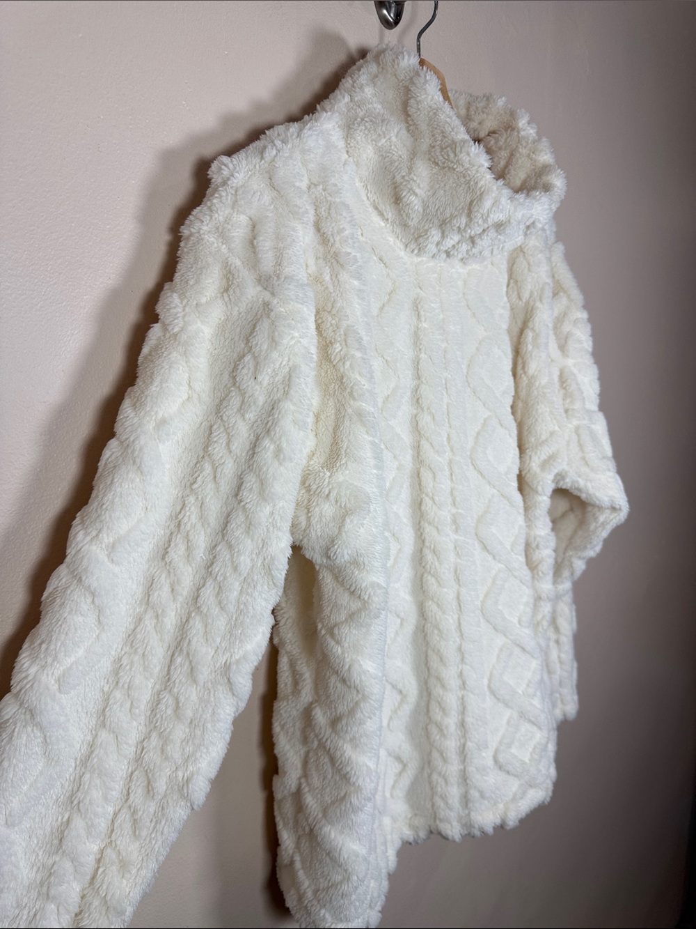 Eddie Bauer Womens Sweater Cable Knit S Plush Funnel Neck Cozy Fleece - Picture 2 of 7
